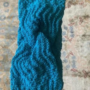 Had band, hand crafted knit